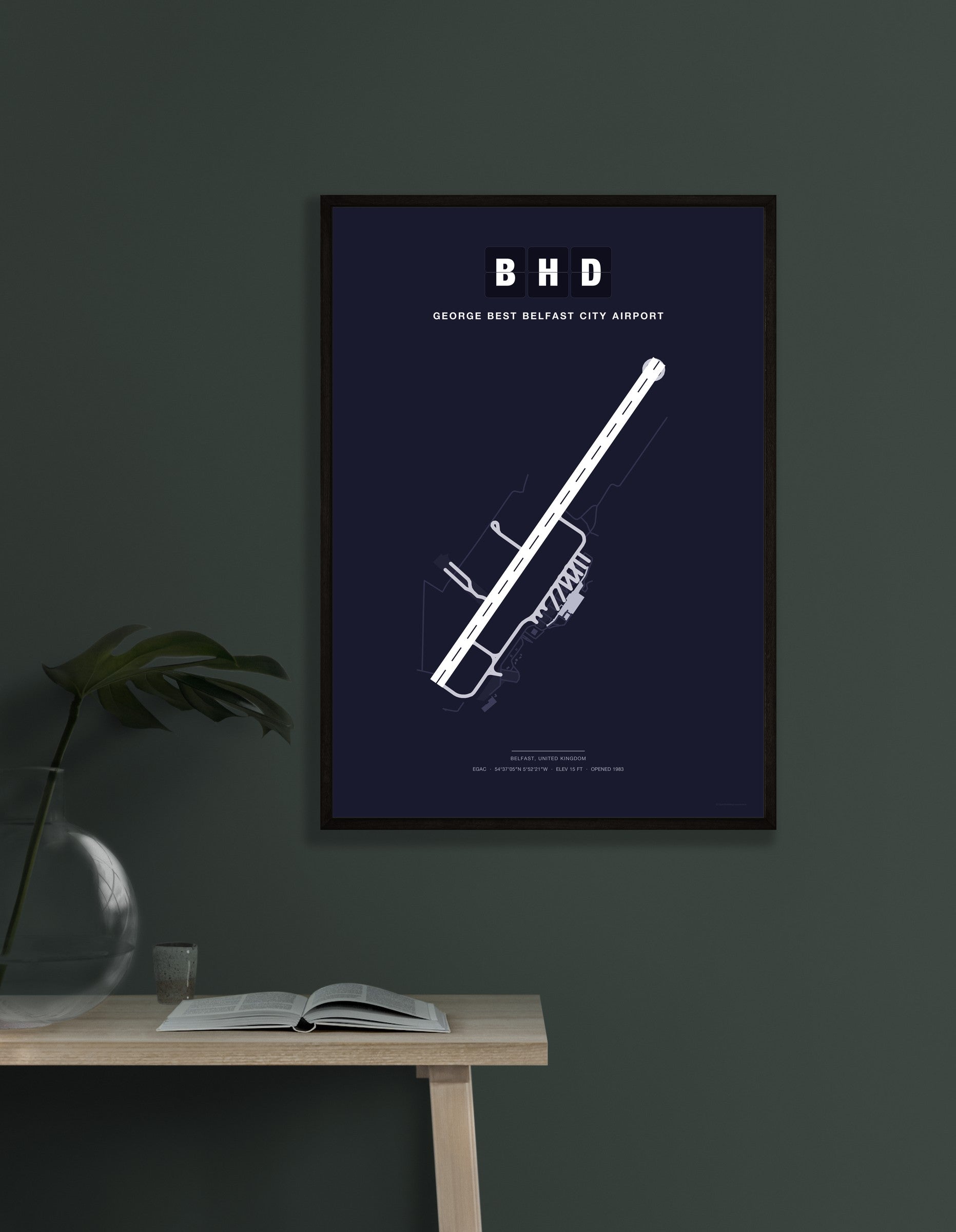 BHD George Best Belfast City Airport map - Dark style