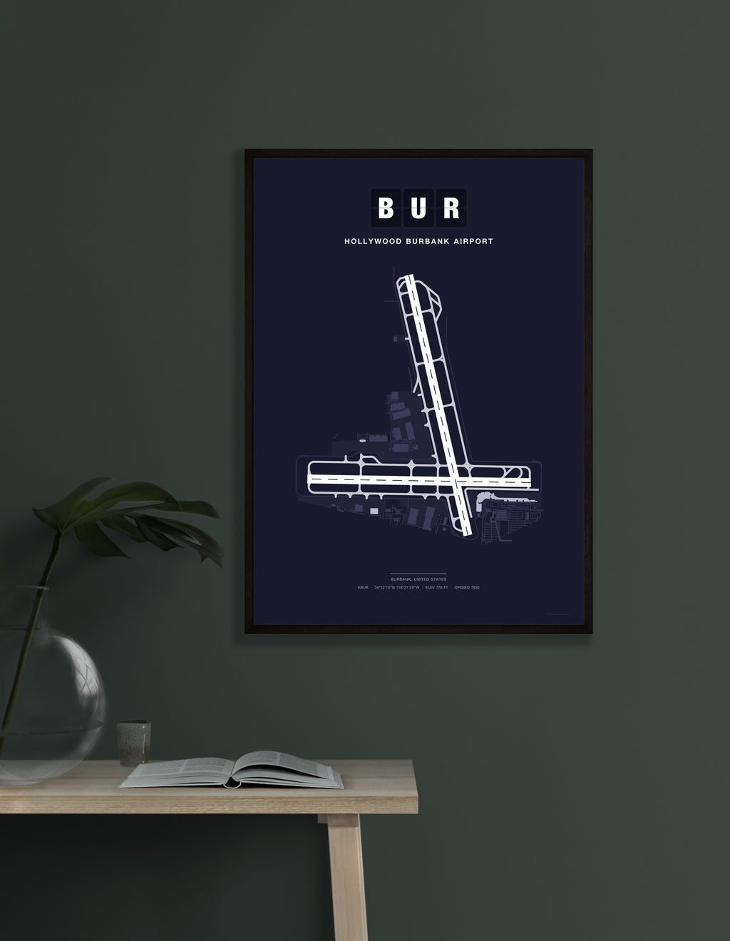 BUR Hollywood Burbank Airport map - Dark style