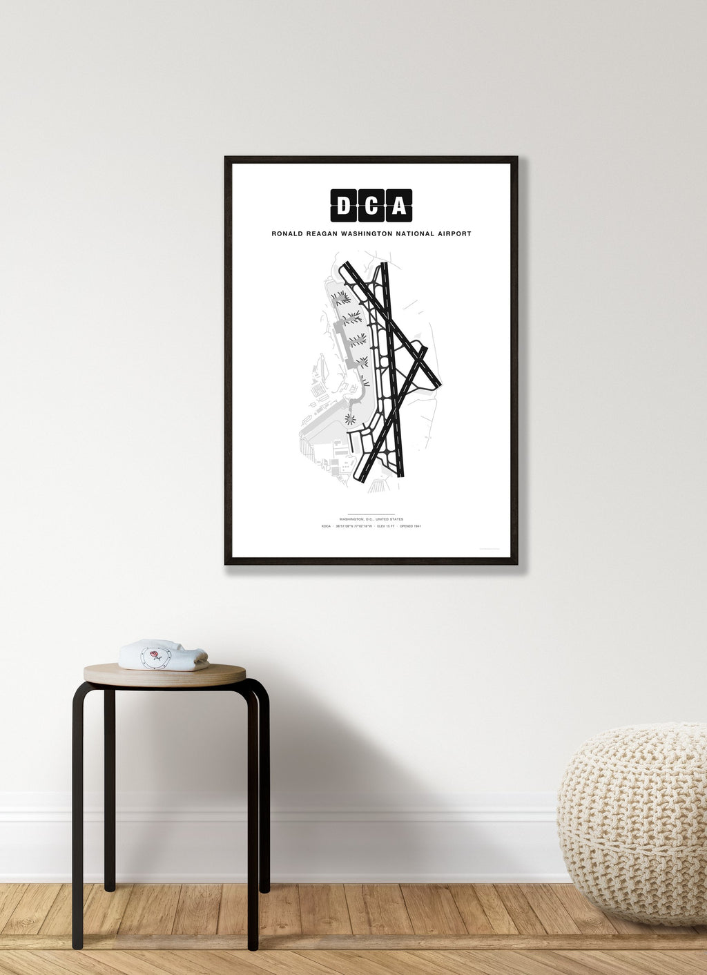 DCA Ronald Reagan Washington National Airport map - Classic style