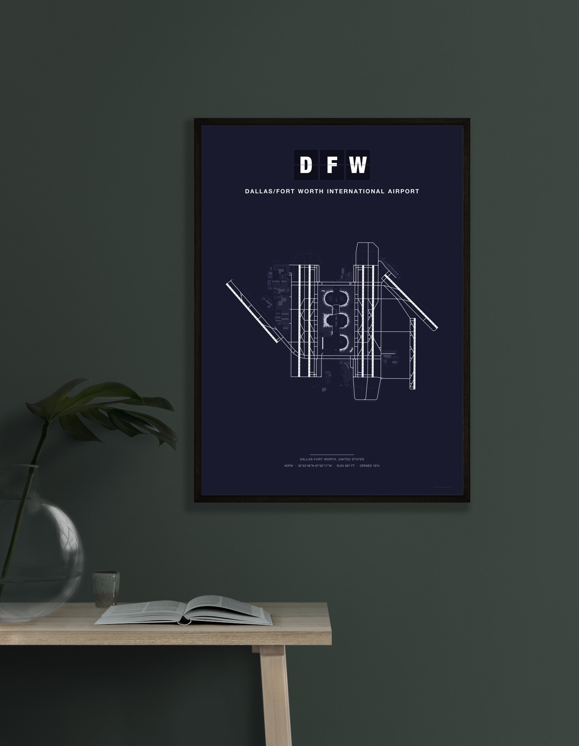 DFW Dallas/Fort Worth International Airport map - Dark style