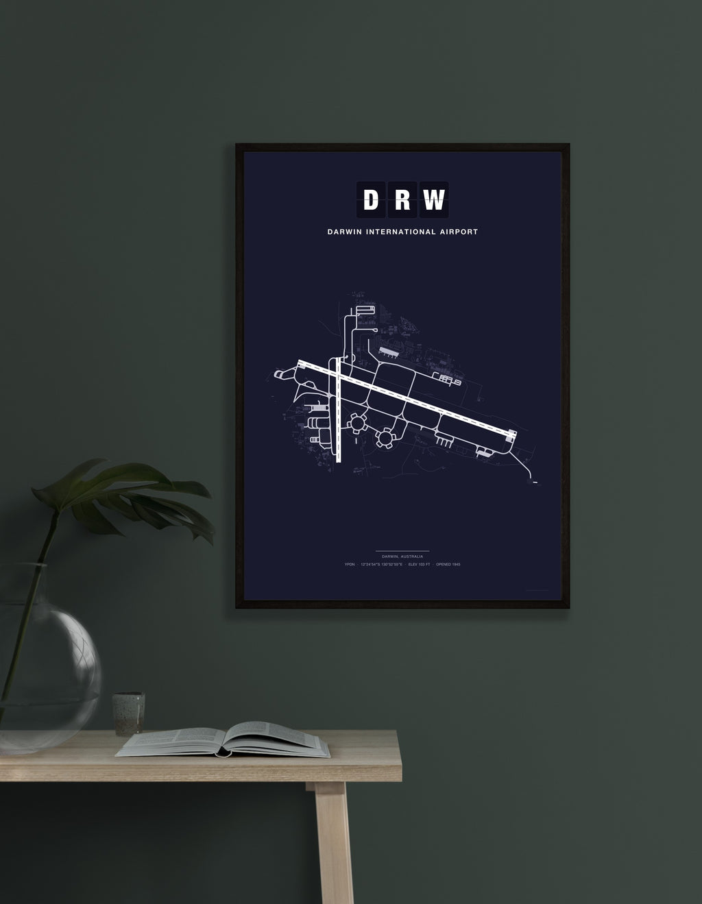 DRW Darwin International Airport map - Dark style