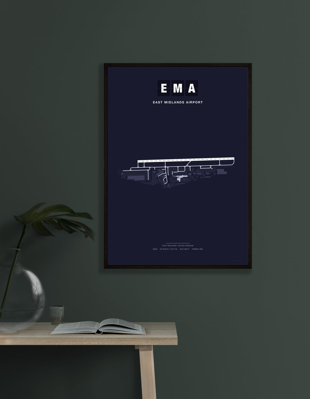 EMA East Midlands Airport map - Dark style