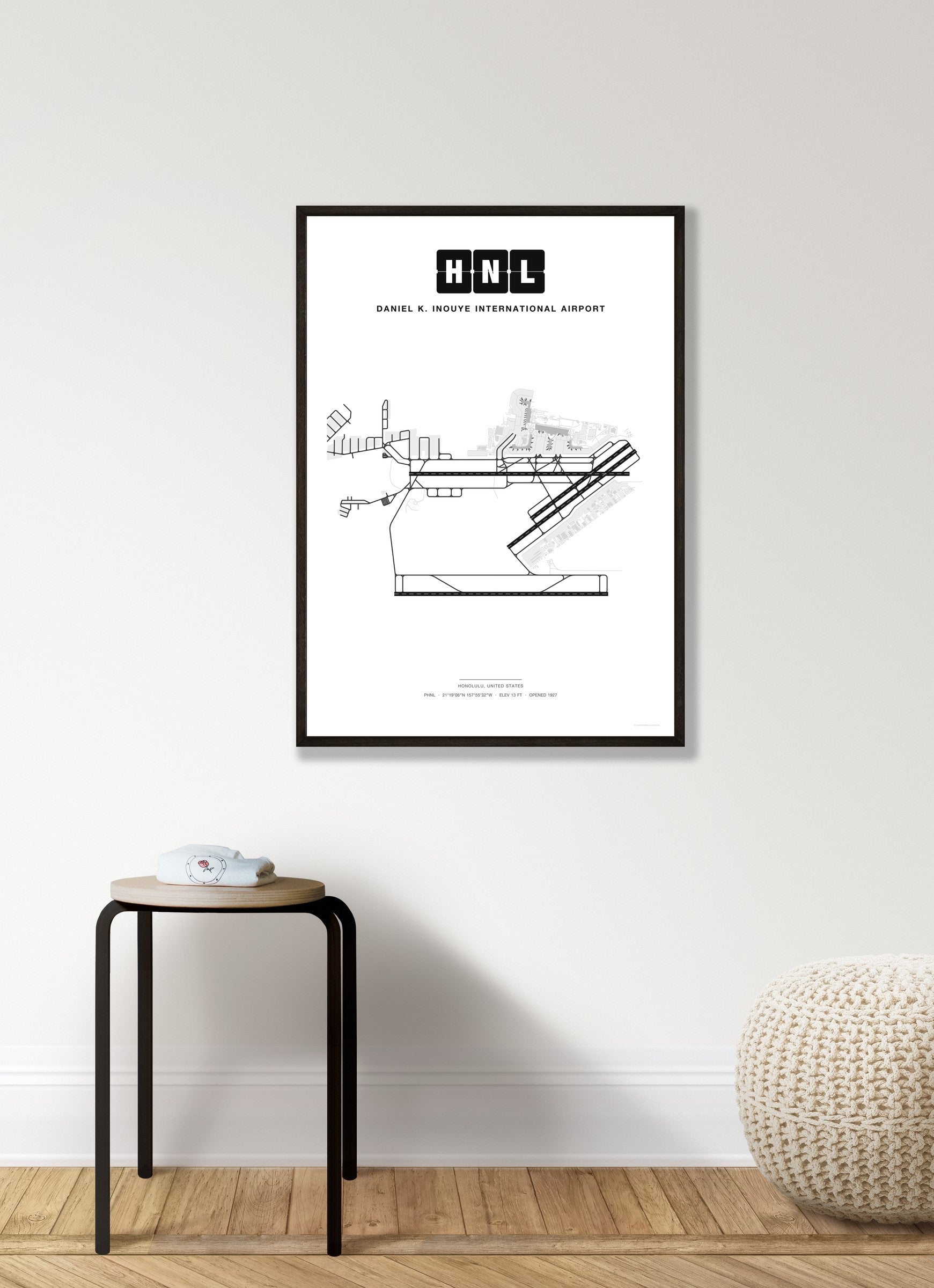 HNL Daniel K. Inouye International Airport map - Classic style