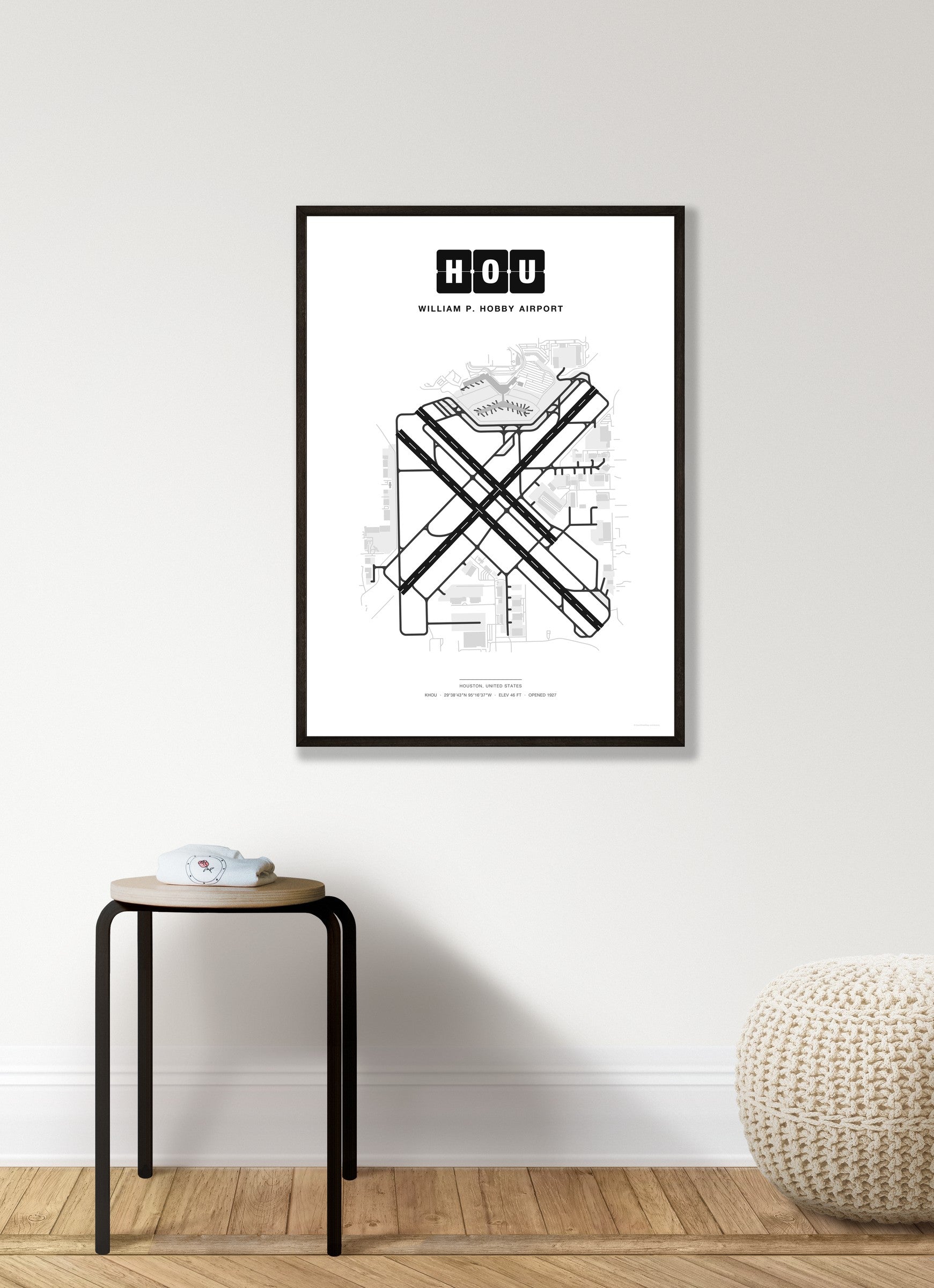 HOU William P. Hobby Airport map - Classic style