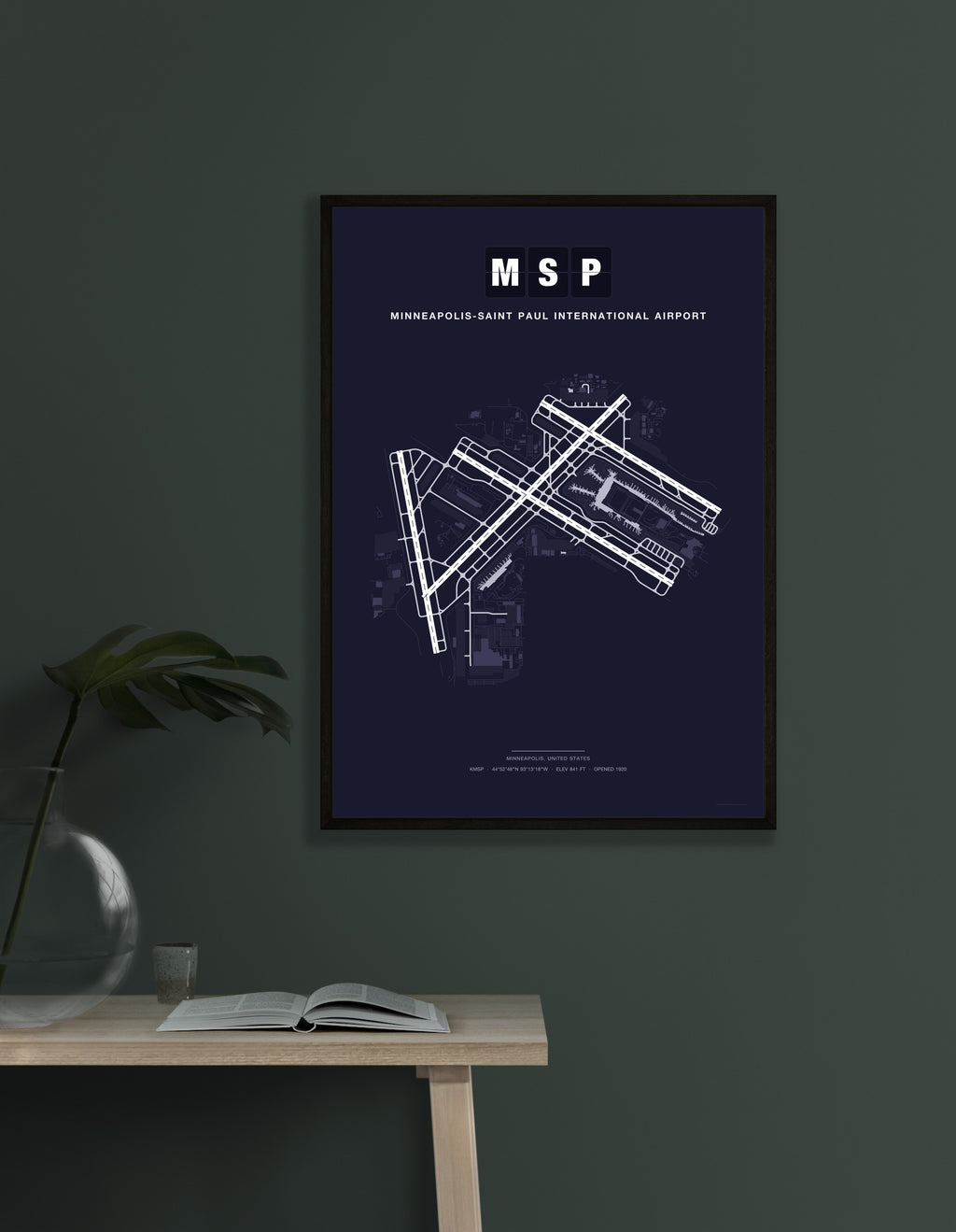 MSP Minneapolis-Saint Paul International Airport map - Dark style