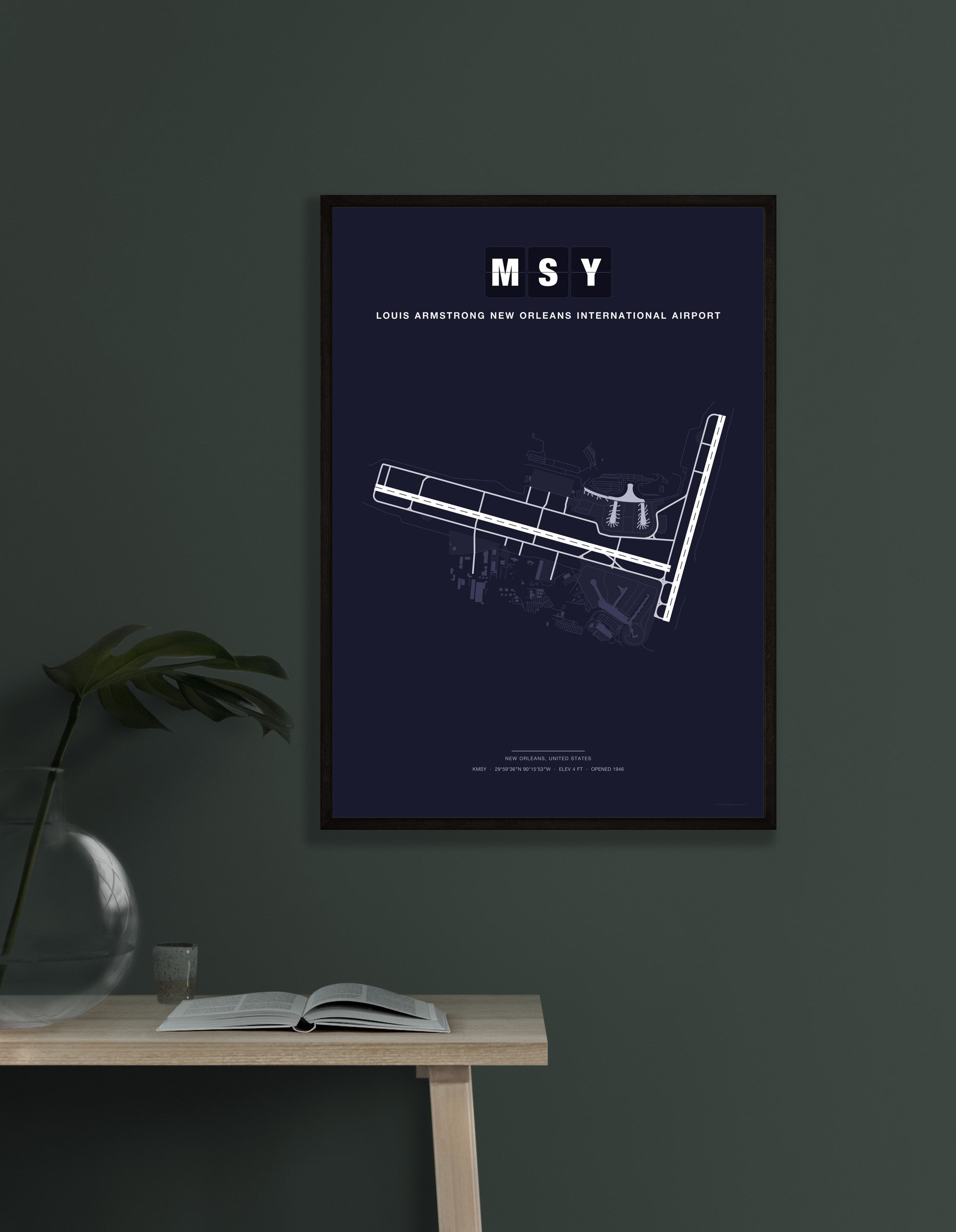 MSY Louis Armstrong New Orleans International Airport map - Dark style