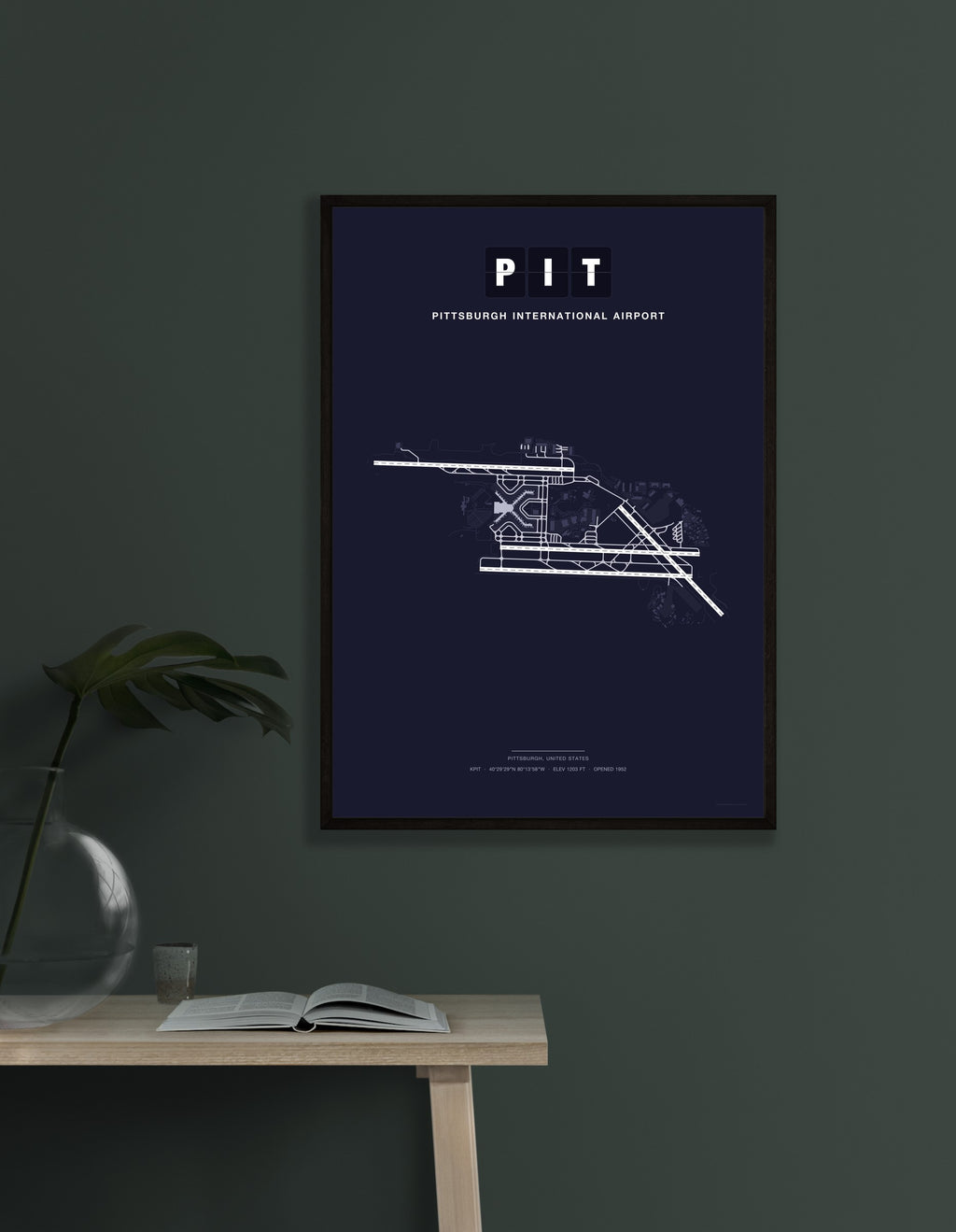 PIT Pittsburgh International Airport map - Dark style