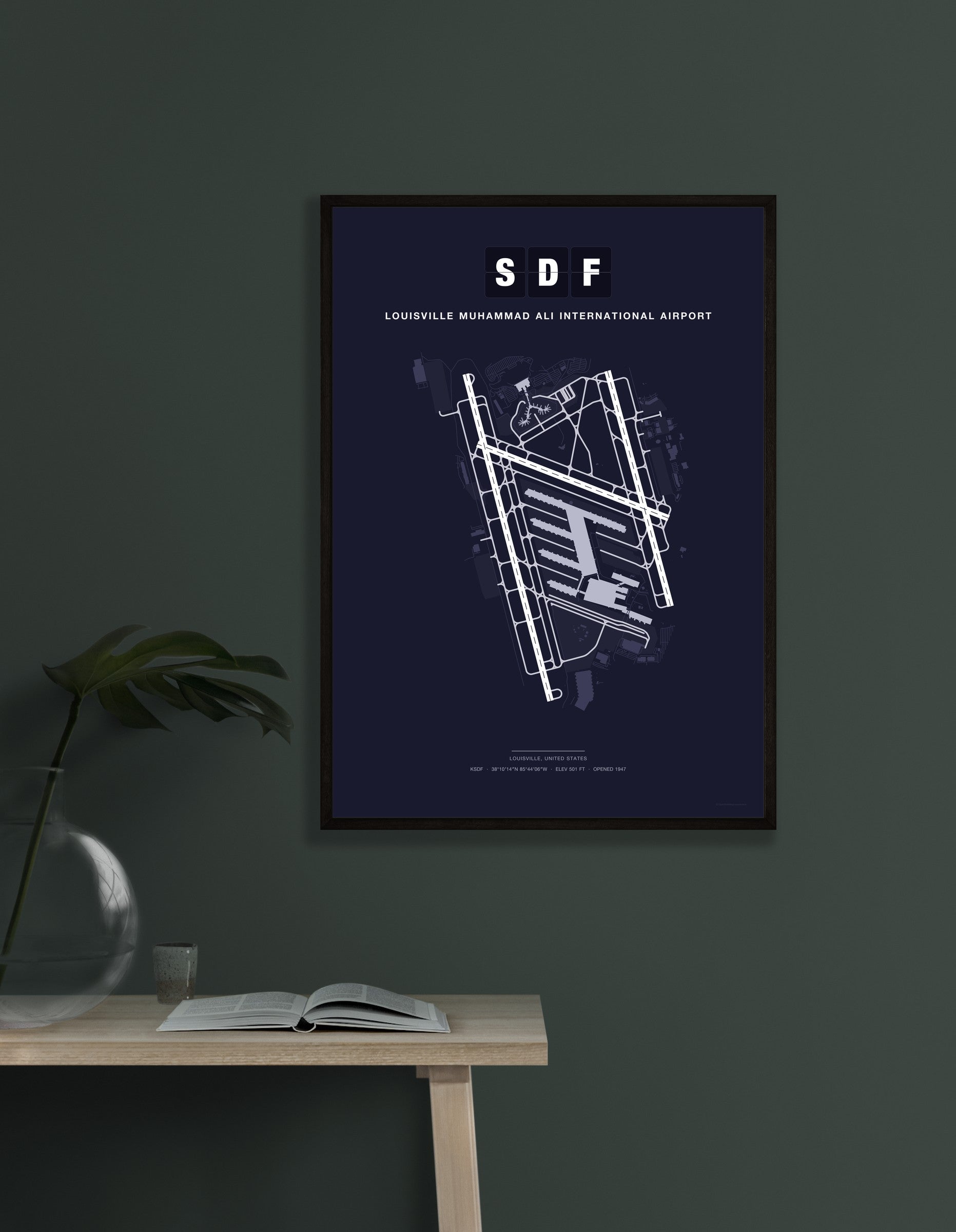 SDF Louisville Muhammad Ali International Airport map - Dark style