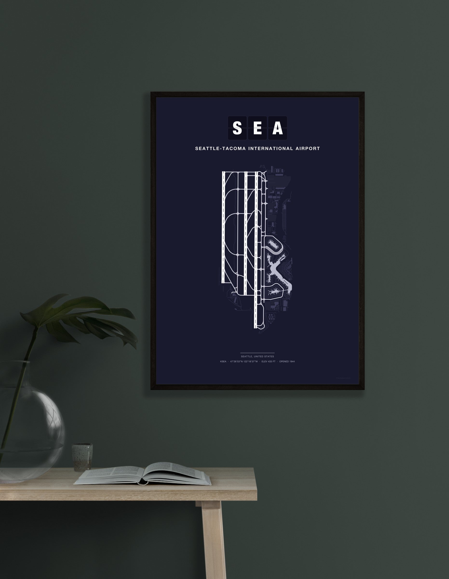 SEA Seattle-Tacoma International Airport map - Dark style