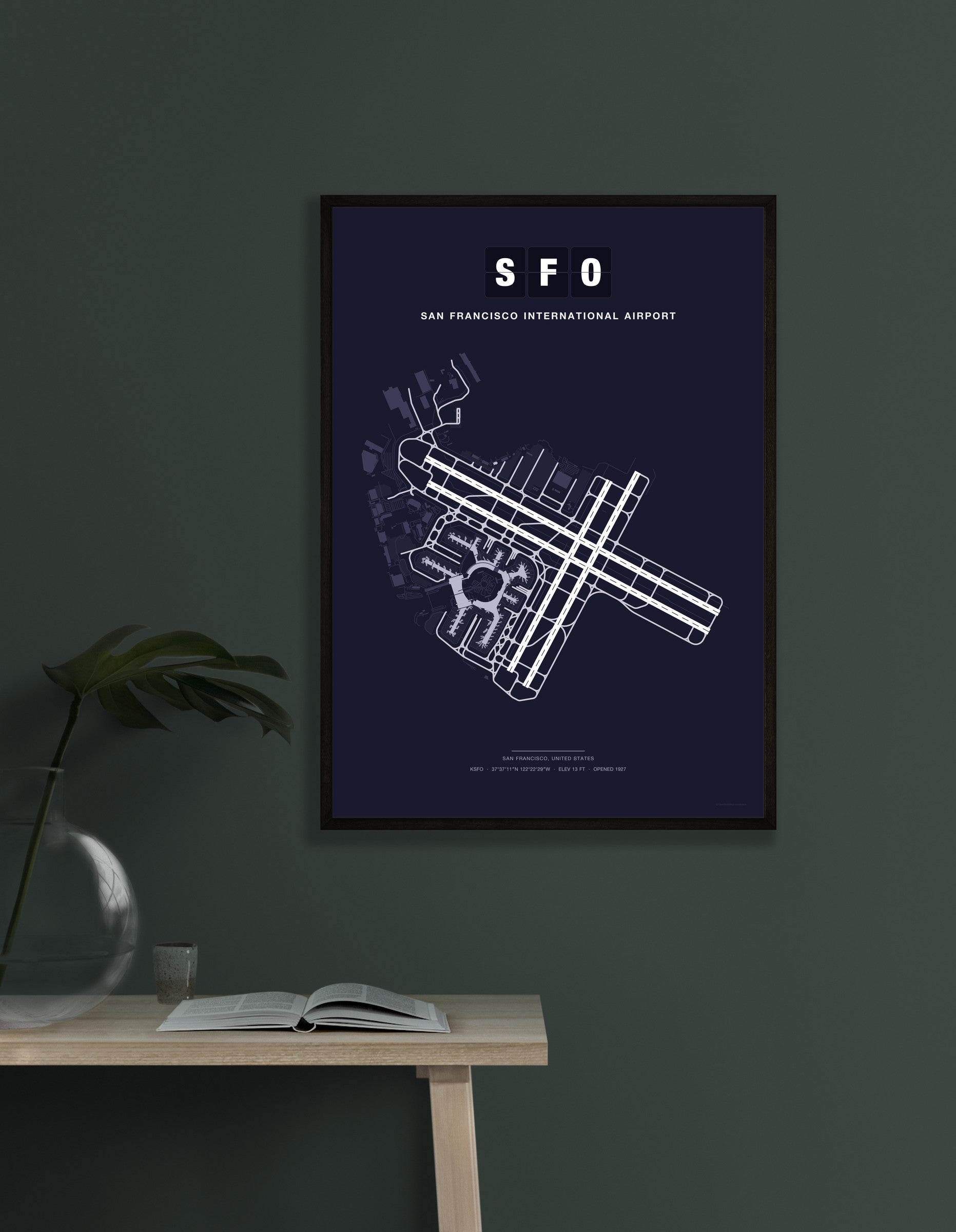 SFO San Francisco International Airport map - Dark style