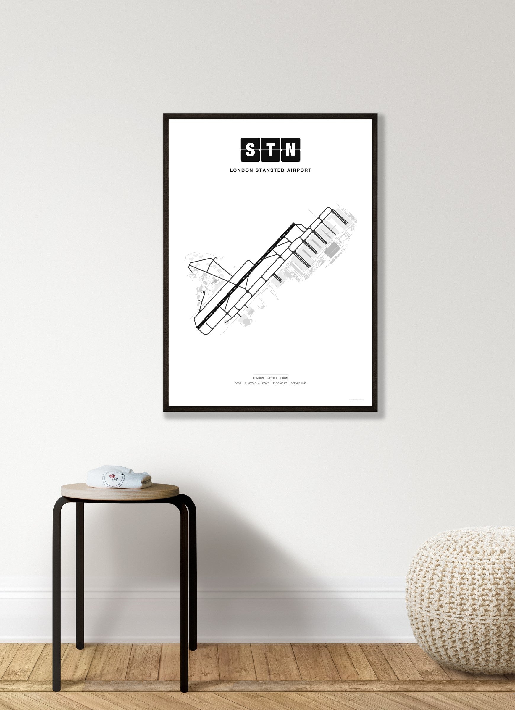 STN London Stansted Airport map - Classic style