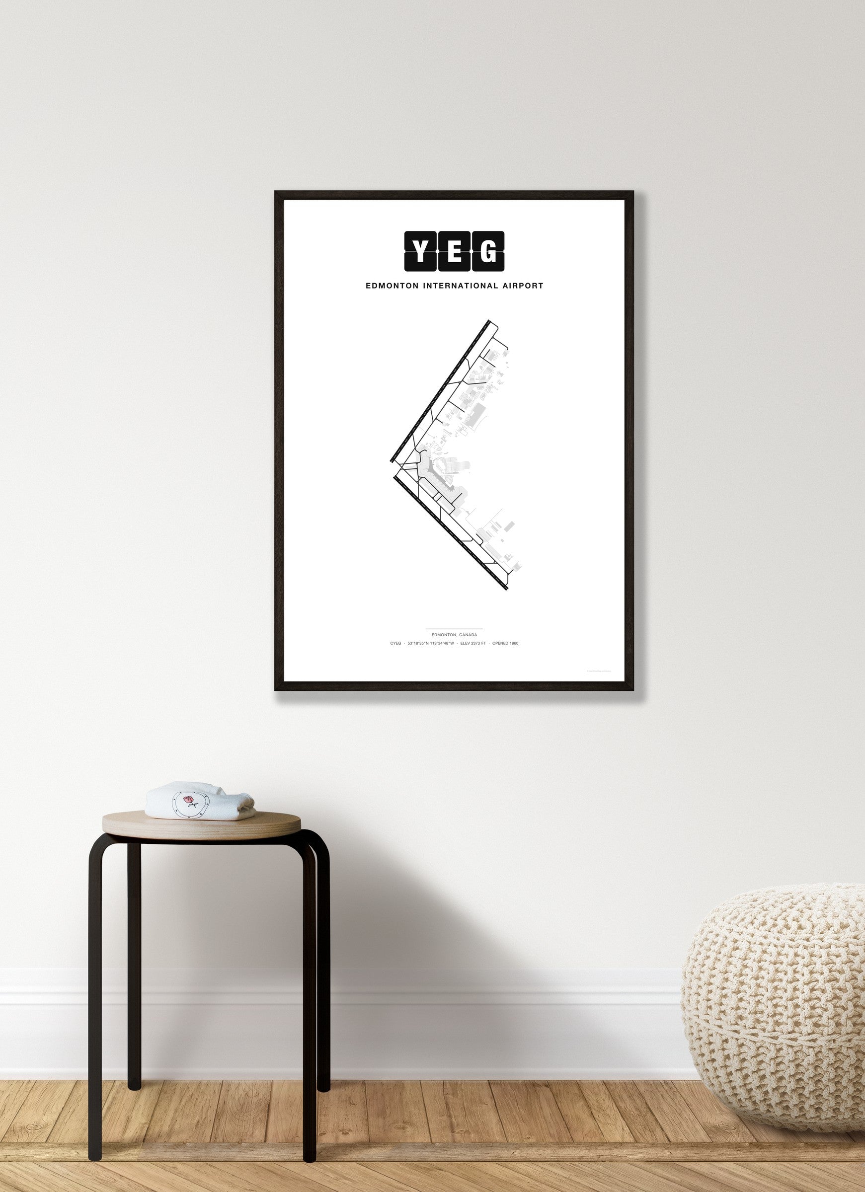 YEG Edmonton International Airport map - Classic style