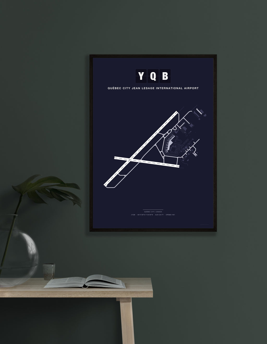 YQB Québec City Jean Lesage International Airport map - Dark style